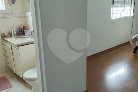 Sobrado à venda com 2 quartos, sendo 1 suíte,  em Jardim São Pedro, Mogi das Cruzes, SP