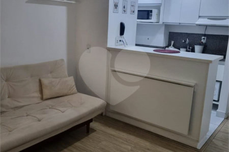 Flat à venda com 1 suíte em Moema, São Paulo, SP