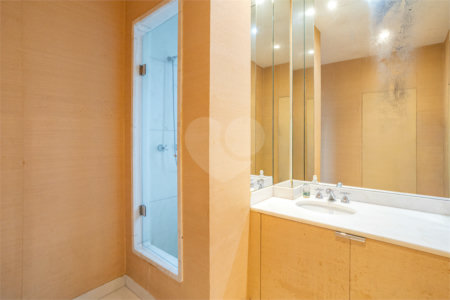 Apartamento à venda com 4 suítes em Jardim Paulistano, São Paulo, SP