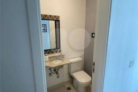 Apartamento à venda com 3 suítes em Lapa, São Paulo, SP