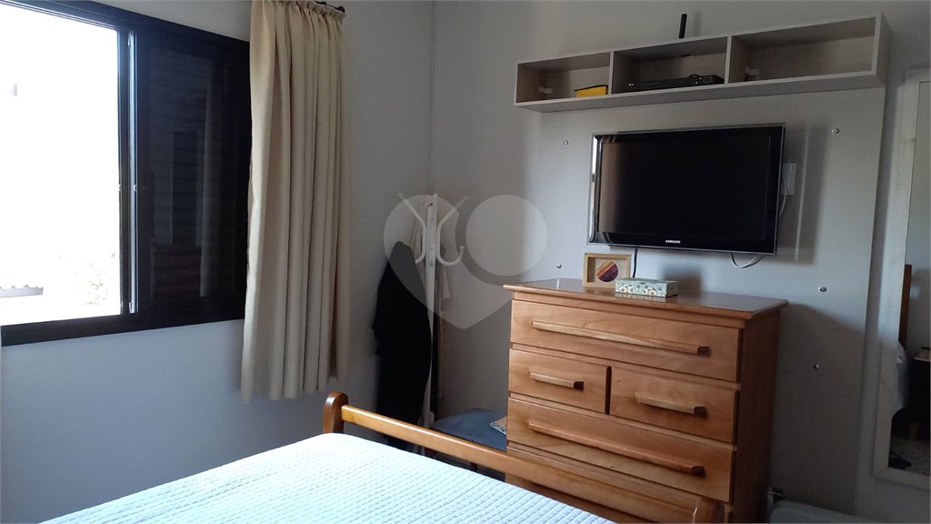 Casa à venda com 3 suítes no condomínio Residencial Marchant Buarque, Atibaia - SP