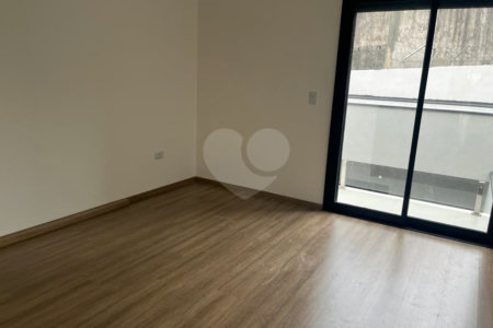 Sobrado à venda com 2 quartos, sendo 1 suíte, em Arujamérica, Arujá, SP