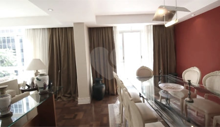 Apartamento à venda com 3 quartos, sendo 1 suíte,  em Higienópolis, São Paulo, SP