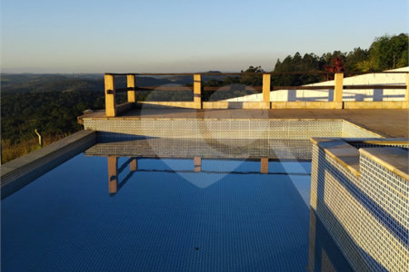 Chácara à venda com 3 quartos, sendo 1 suíte,  em Botujuru, Mogi das Cruzes, SP