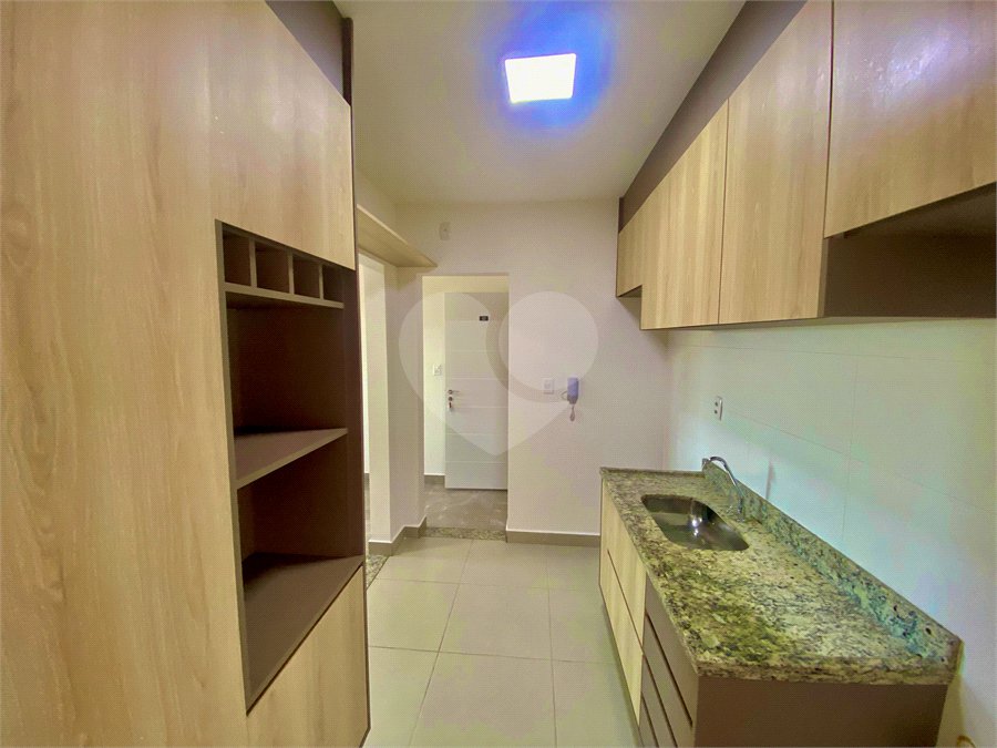 Apartamento à venda com 3 quartos, sendo 1 suíte, em Jardim Vera Cruz, Sorocaba, SP