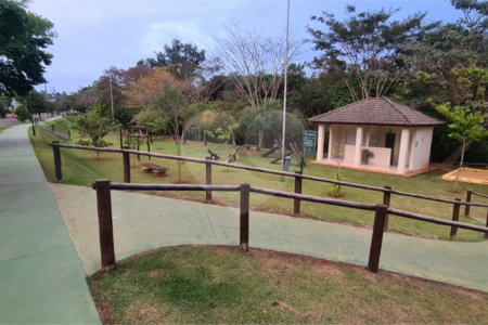Casa à venda com 3 suítes no condomínio Lago da Serra, Araçoiaba da Serra - SP