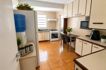 Apartamento à venda com 3 quartos, sendo 1 suíte, no Centro, Ribeirão Preto, SP