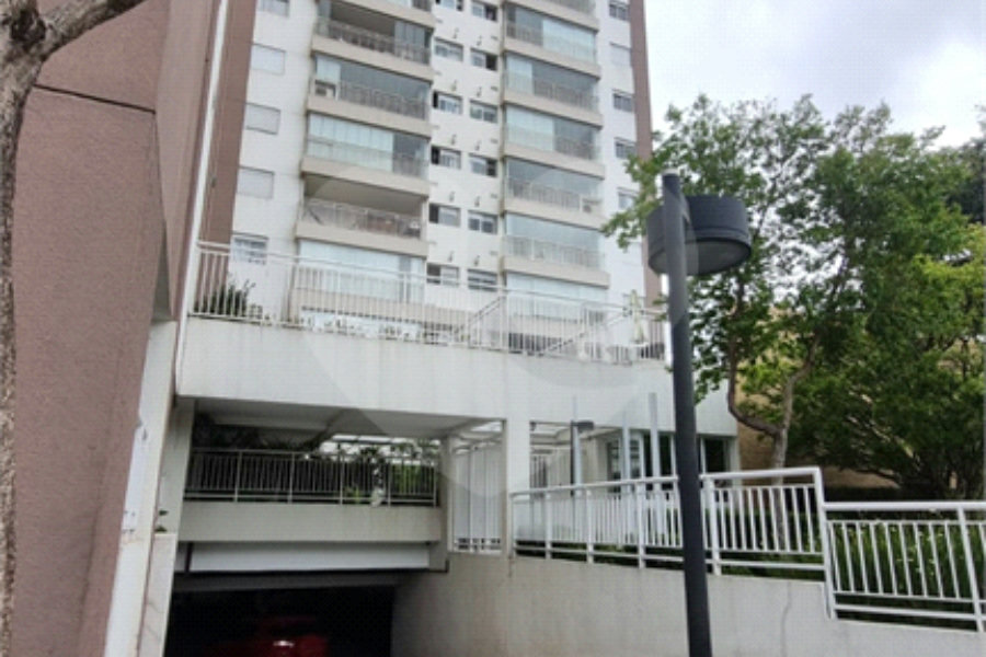 Apartamento à venda com 3 quartos, sendo 1 suíte,  em Chácara São João, São Paulo, SP