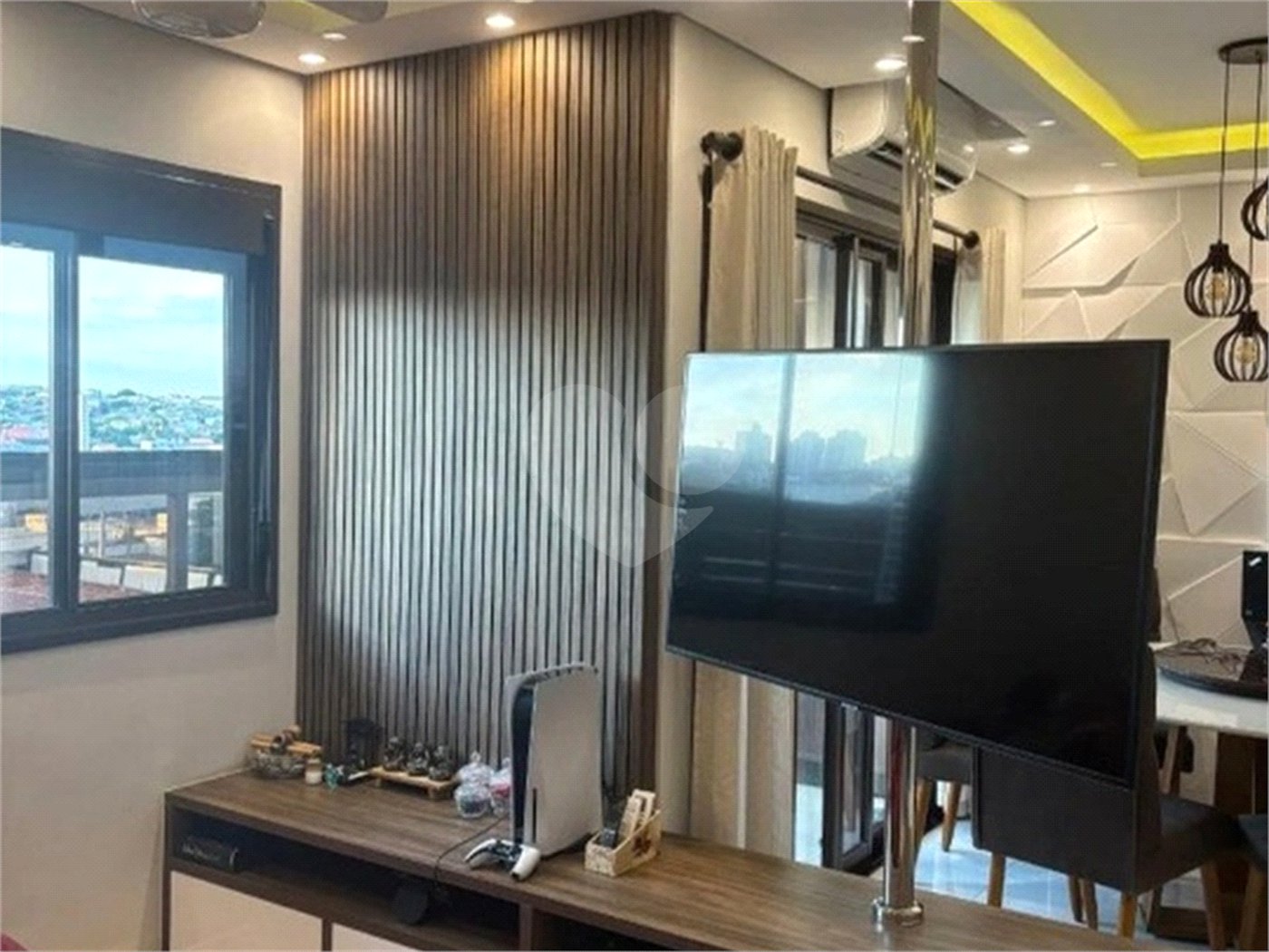 Apartamento à venda com 2 quartos, sendo 1 suíte, no Centro, Sorocaba, SP