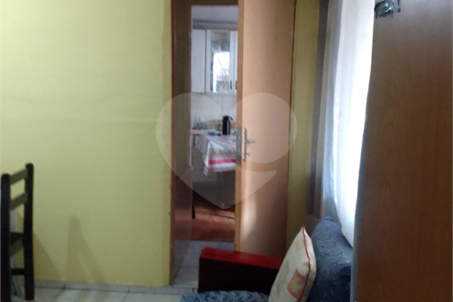 Casa à venda com 2 quartos, sendo 1 suíte, em Vila Maria Alta, São Paulo, SP