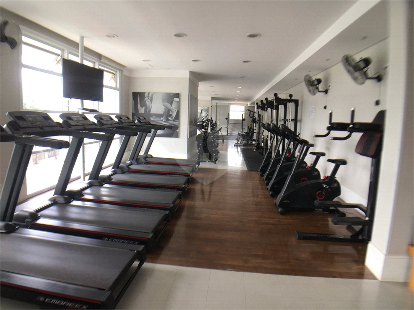 Apartamento à venda com 3 quartos, sendo 1 suíte, em Barra Funda, São Paulo, SP