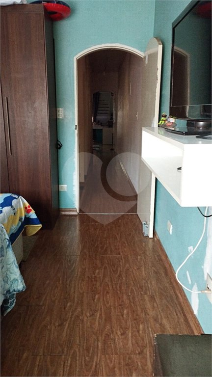 Sobrado à venda com 3 quartos, sendo 1 suíte,  em Vila Nova Cintra, Mogi das Cruzes, SP