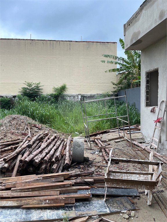 Casa à venda com 3 quartos, sendo 2 suítes, no condomínio Grand Park, Rio de Janeiro - RJ
