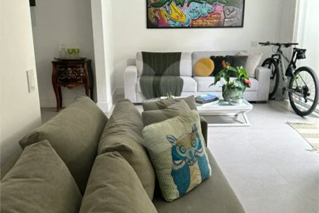 Casa à venda com 3 quartos, sendo 2 suítes, no condomínio Paulistano 2ª Fase, São Paulo - SP