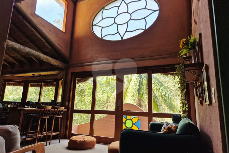 Casa à venda com 2 quartos, sendo 1 suíte, no condomínio Sausalito, Mairiporã - SP
