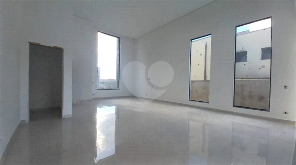 Casa à venda com 4 quartos, sendo 3 suítes,  no condomínio Samballa 3, Atibaia - SP