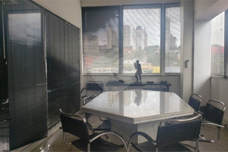 Prédio à venda em Chácara Flora, São Paulo, SP