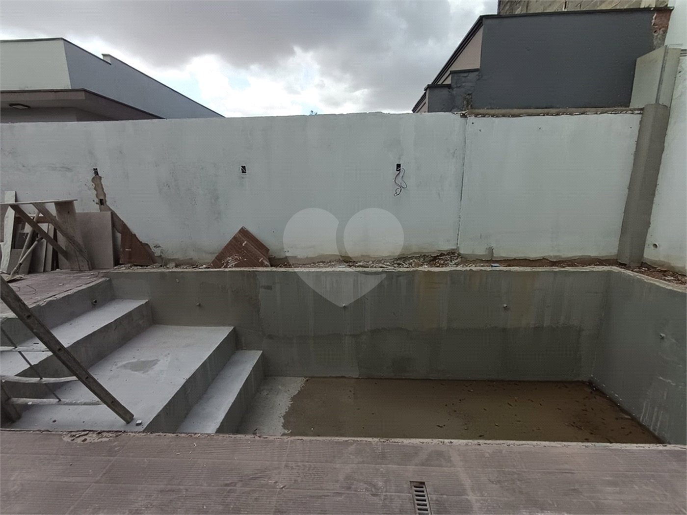 Casa à venda com 3 suítes no condomínio Residencial Gramados de Sorocaba, Sorocaba - SP