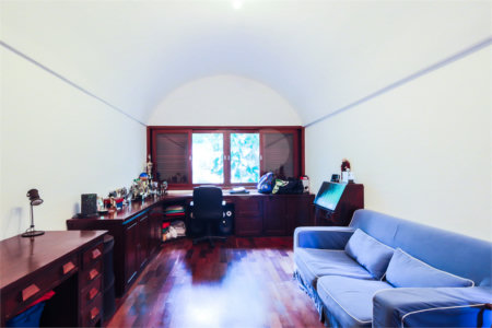 Casa à venda com 4 quartos, sendo 1 suíte,  em Interlagos, São Paulo, SP