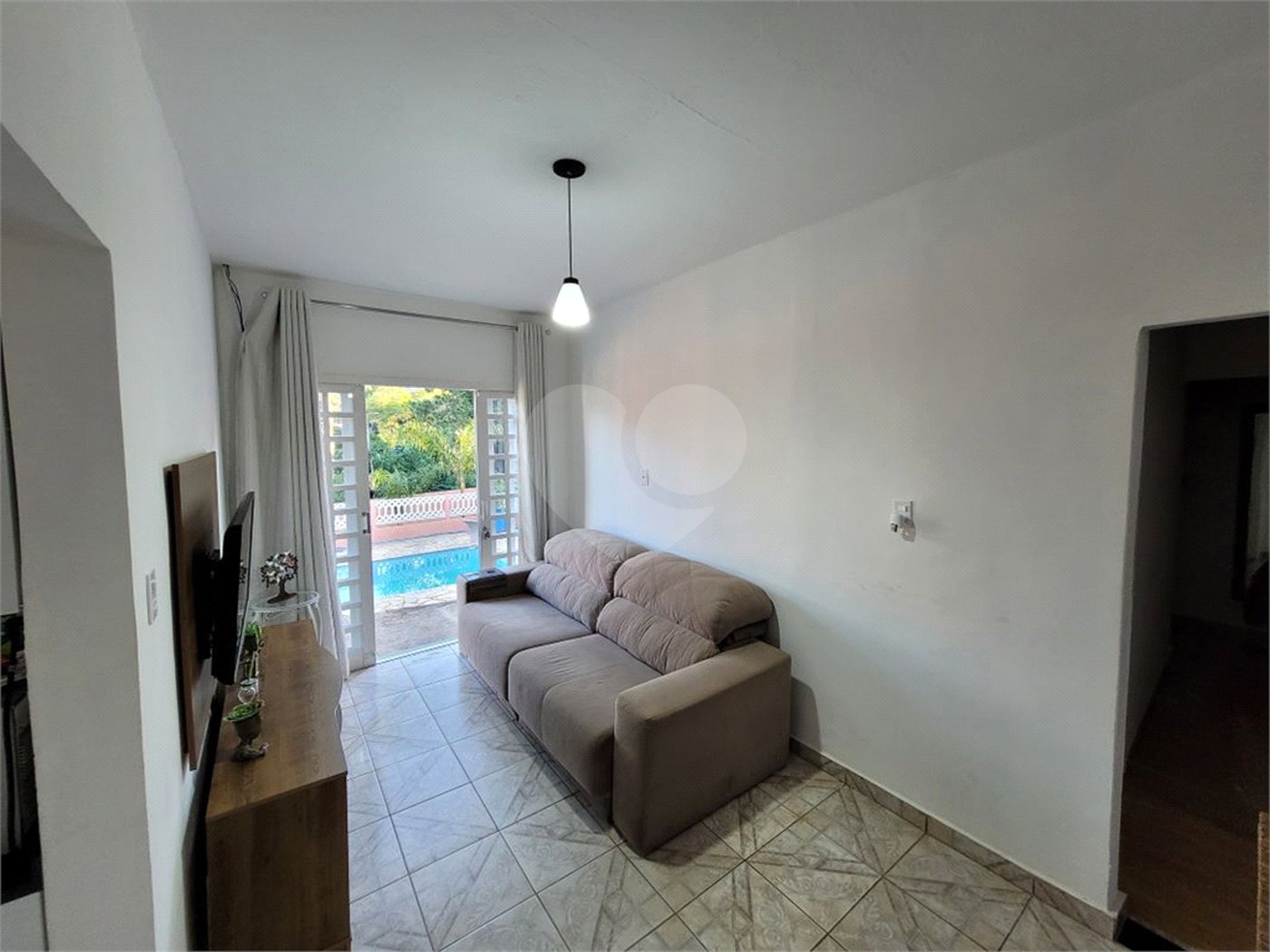 Chácara à venda com 3 quartos, sendo 1 suíte,  em Jardim Imperial, Atibaia, SP
