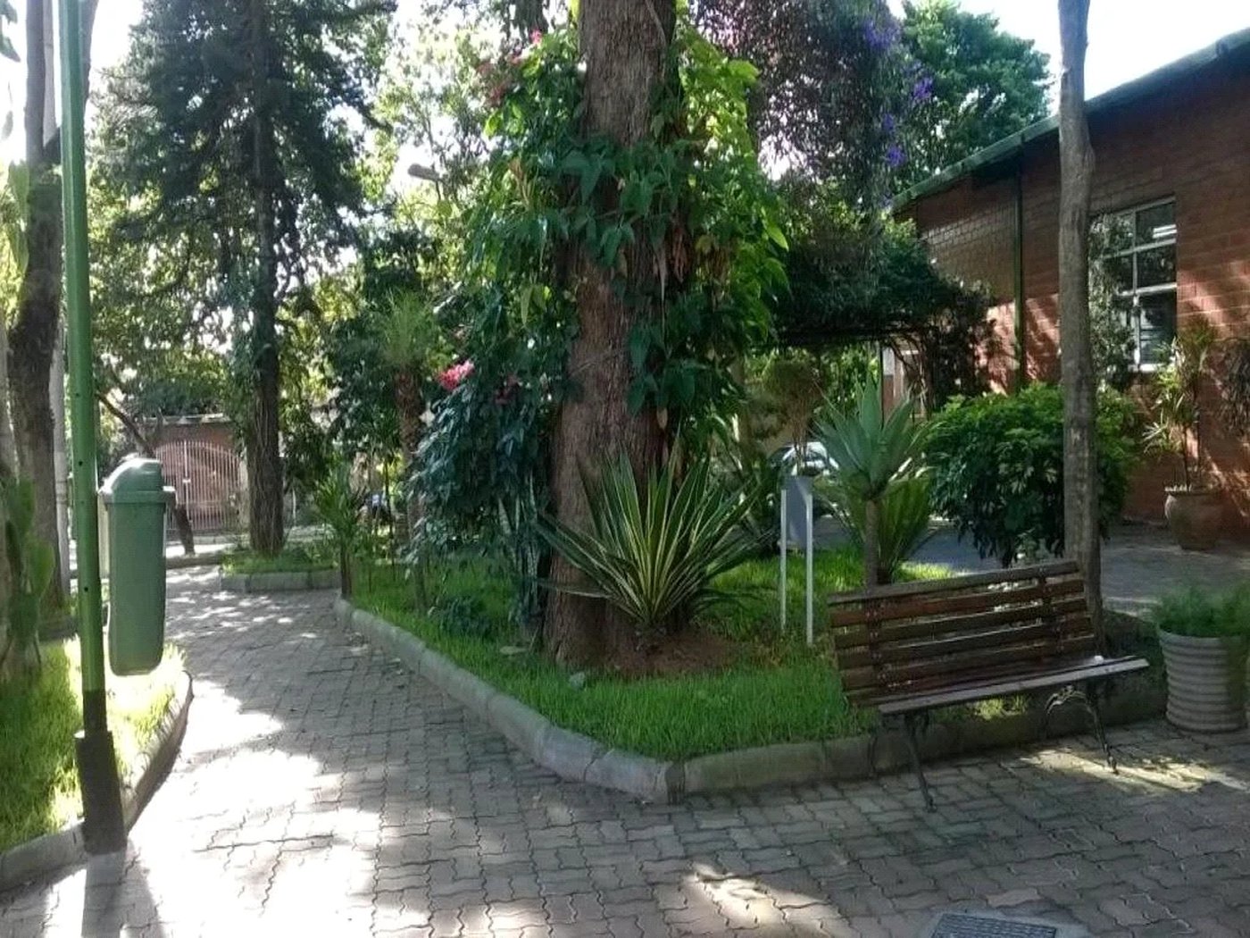 Casa à venda com 3 quartos, sendo 2 suítes, em Jardim Olympia, São Paulo, SP