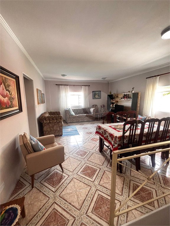 Casa à venda com 3 quartos, sendo 1 suíte, em Bosque dos Eucaliptos, São José dos Campos, SP