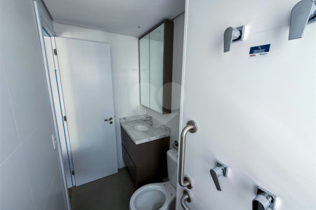 Apartamento à venda com 3 suítes em Sumarezinho, São Paulo, SP
