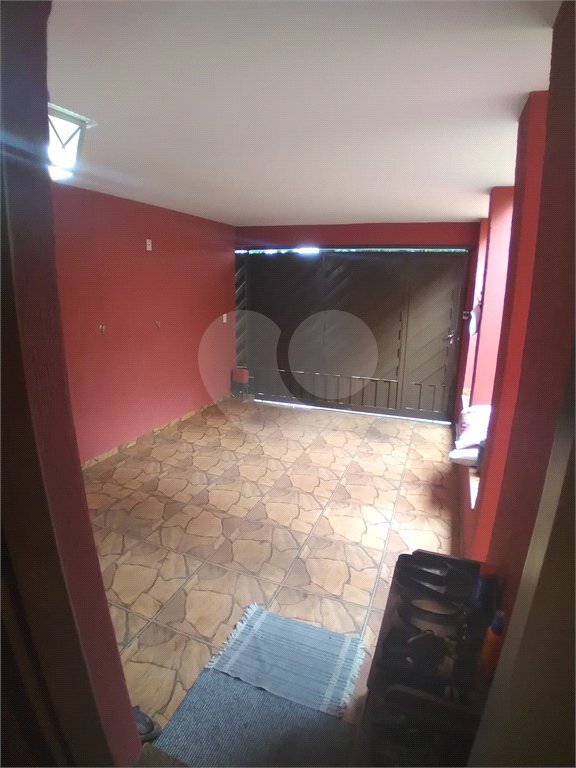 Casa + salão comercial na Vila Vista Alegre