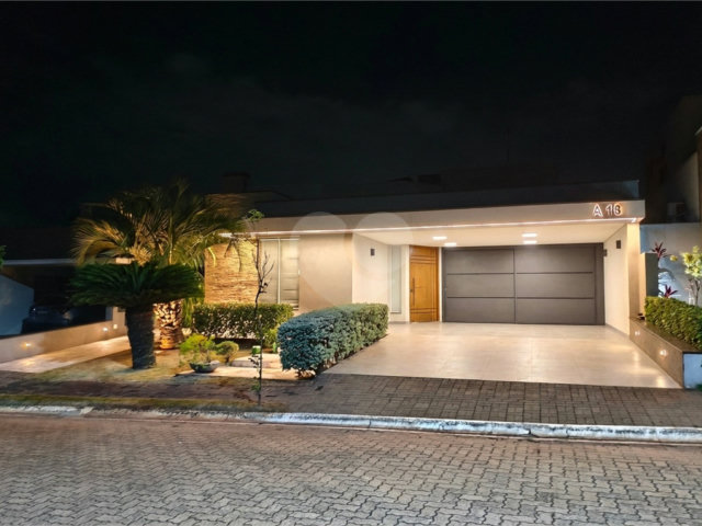 Casa à venda com 3 suítes em Carmo, Araraquara, SP