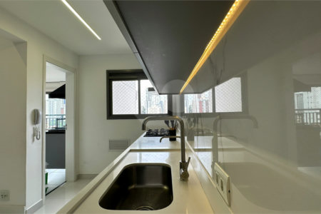 Apartamento à venda com 3 suítes em Jardim Prudência, São Paulo, SP
