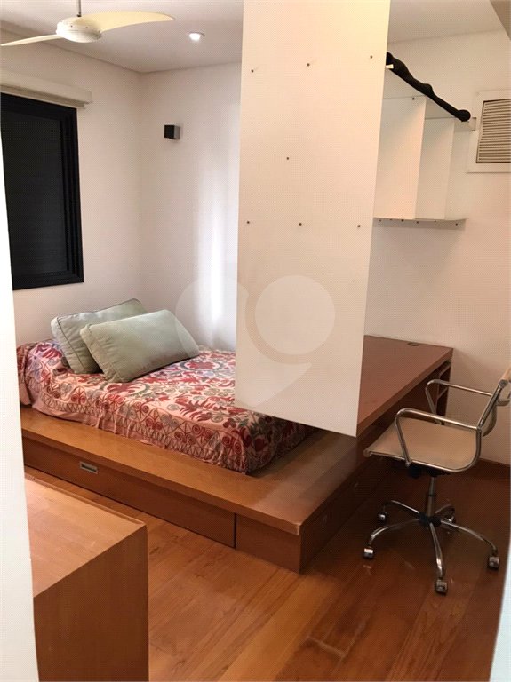 Apartamento à venda com 4 quartos, sendo 3 suítes, em Indianópolis, São Paulo, SP