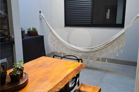 Casa à venda com 3 quartos, sendo 1 suíte, em Village Moutonnée, Salto, SP
