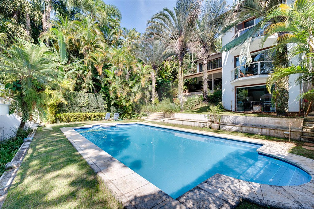 Casa à venda com 4 suítes em Alto da Boa Vista, São Paulo, SP