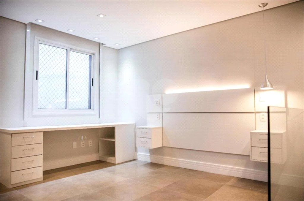 Apartamento à venda com 1 quarto em Vila Suzana, São Paulo, SP