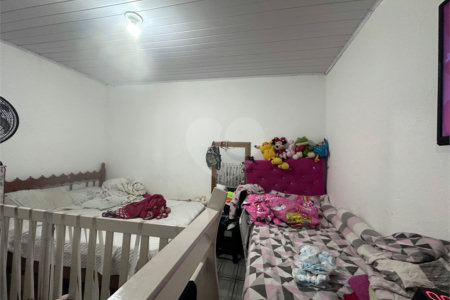 Casa Térrea à venda com 4 quartos em Vila Medeiros, São Paulo, SP