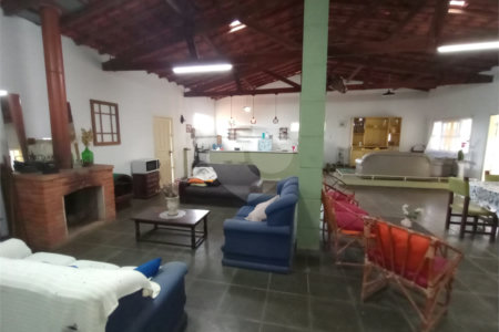 Chácara à venda com 2 quartos em Conceição, Itapetininga, SP
