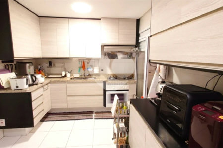 Apartamento à venda com 3 suítes em Jardim Marajoara, São Paulo, SP