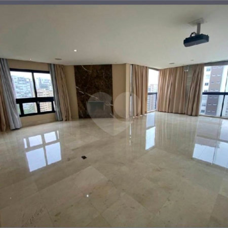 Apartamento à venda com 3 suítes em Vila Suzana, São Paulo, SP