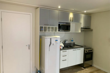 Apartamento Mobiliado ao Lado do Shopping Frei Caneca