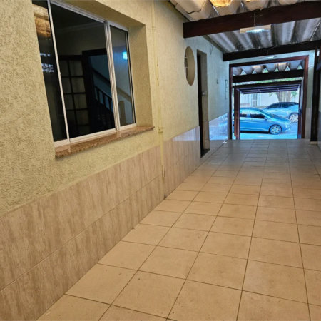 Casa à venda com 3 quartos, sendo 1 suíte, em Água Branca, São Paulo, SP