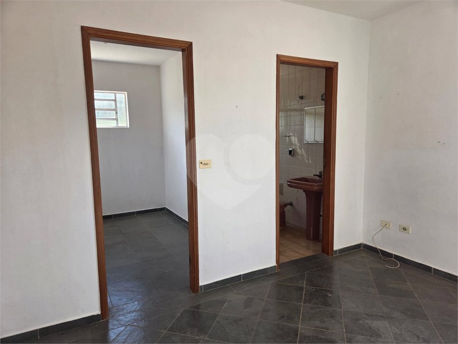 Casa à venda com 3 quartos, sendo 2 suítes, em Vila Helena, Atibaia, SP
