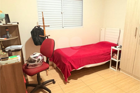 Casa à venda com 3 quartos, sendo 1 suíte,  no condomínio Jd Portugal, Sorocaba - SP