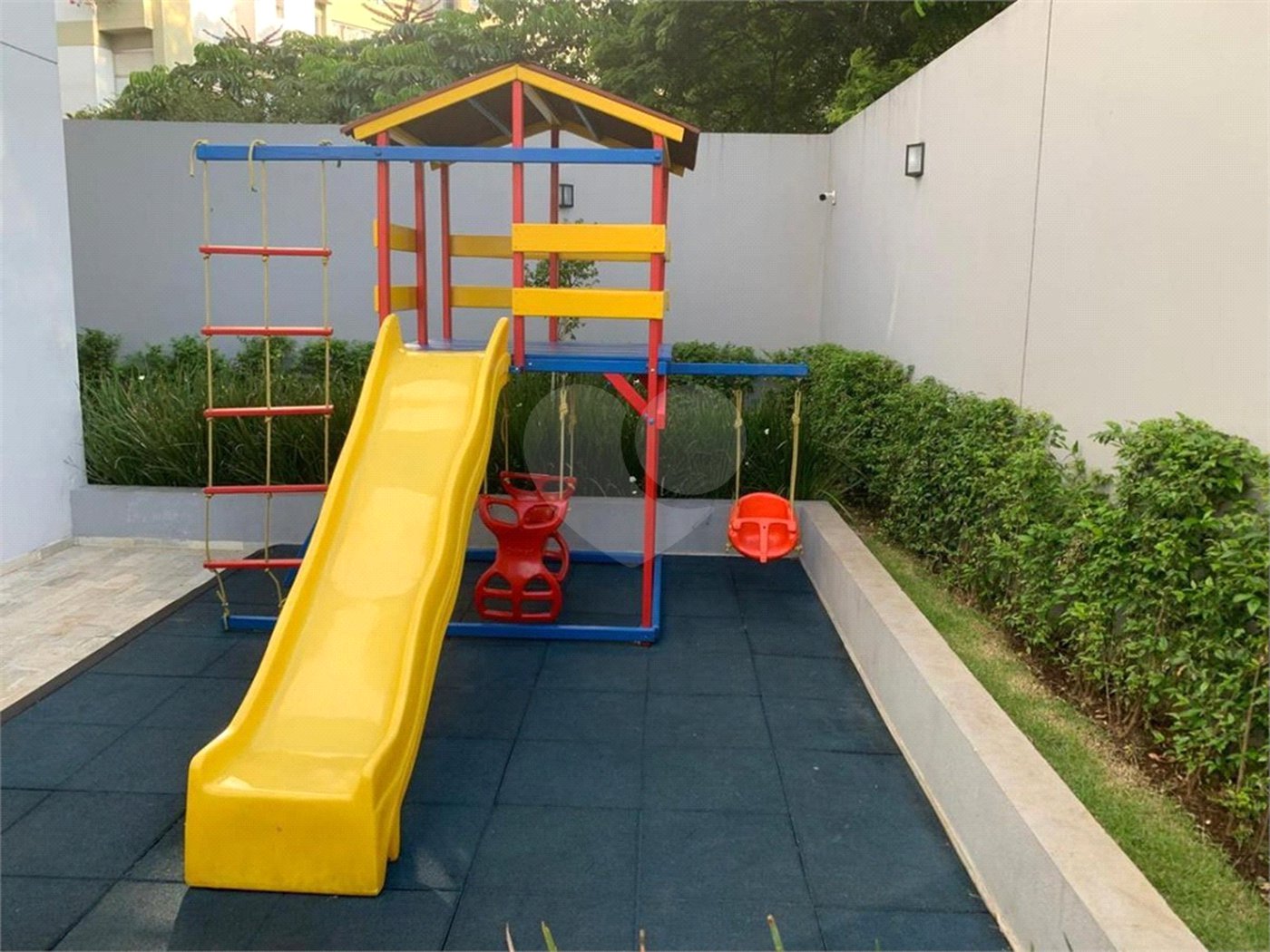 Cobertura à venda com 3 quartos, sendo 2 suítes,  em Mirandópolis, São Paulo, SP