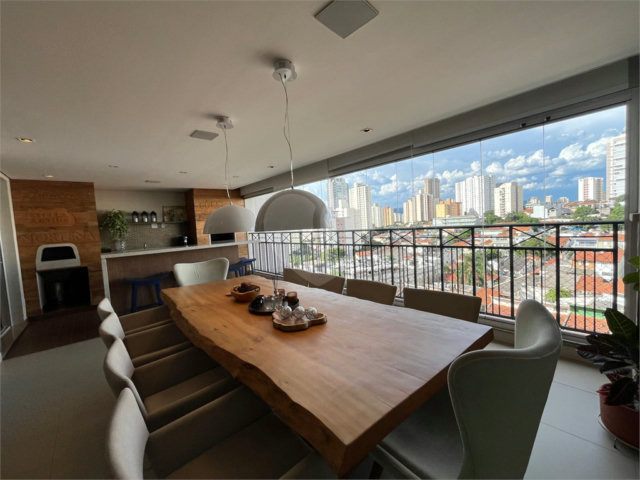 Apartamento à venda com 3 suítes em Santa Teresinha, São Paulo, SP