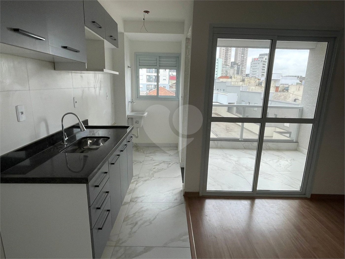 Apartamento à venda com 2 quartos, sendo 1 suíte, em Parada Inglesa, São Paulo, SP