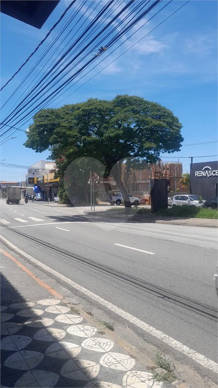Casa à venda ou para alugar com 4 quartos, sendo 1 suíte, em Vila Carvalho, Sorocaba, SP