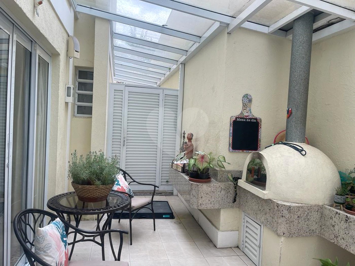 Casa à venda com 4 suítes no condomínio Conjunto Residencial São Benedito, São Paulo - SP
