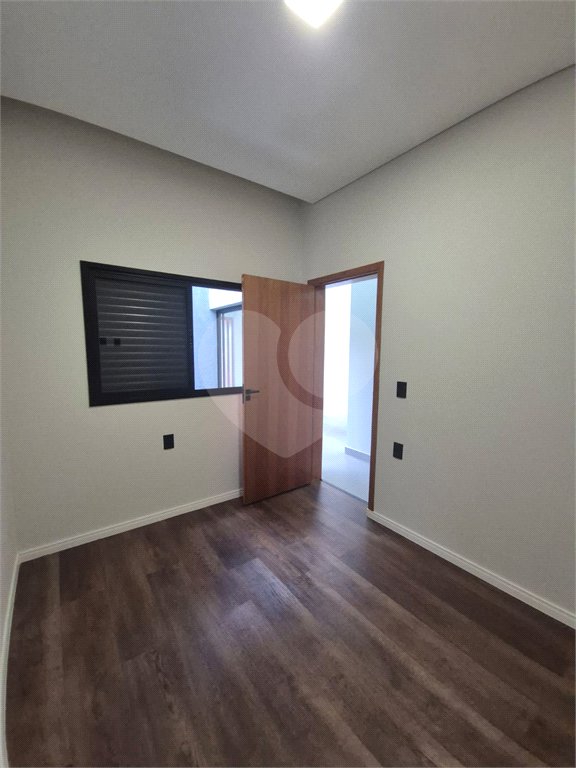 Casa à venda com 3 quartos, sendo 1 suíte,  no condomínio Horto Florestal Villagio, Sorocaba - SP