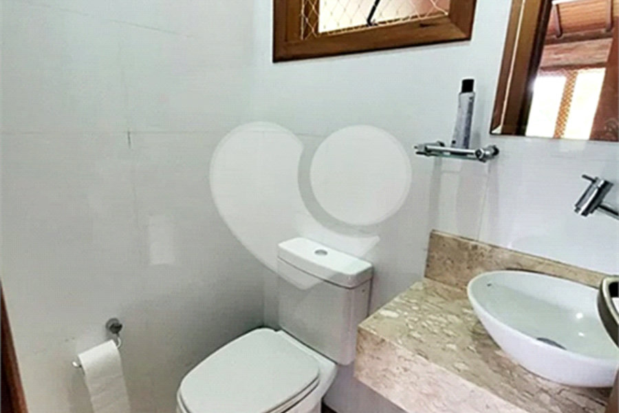 Casa à venda com 3 quartos, sendo 1 suíte, em Serra da Cantareira, Mairiporã, SP