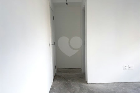 Apartamento à venda com 2 suítes em Santo Amaro, São Paulo, SP